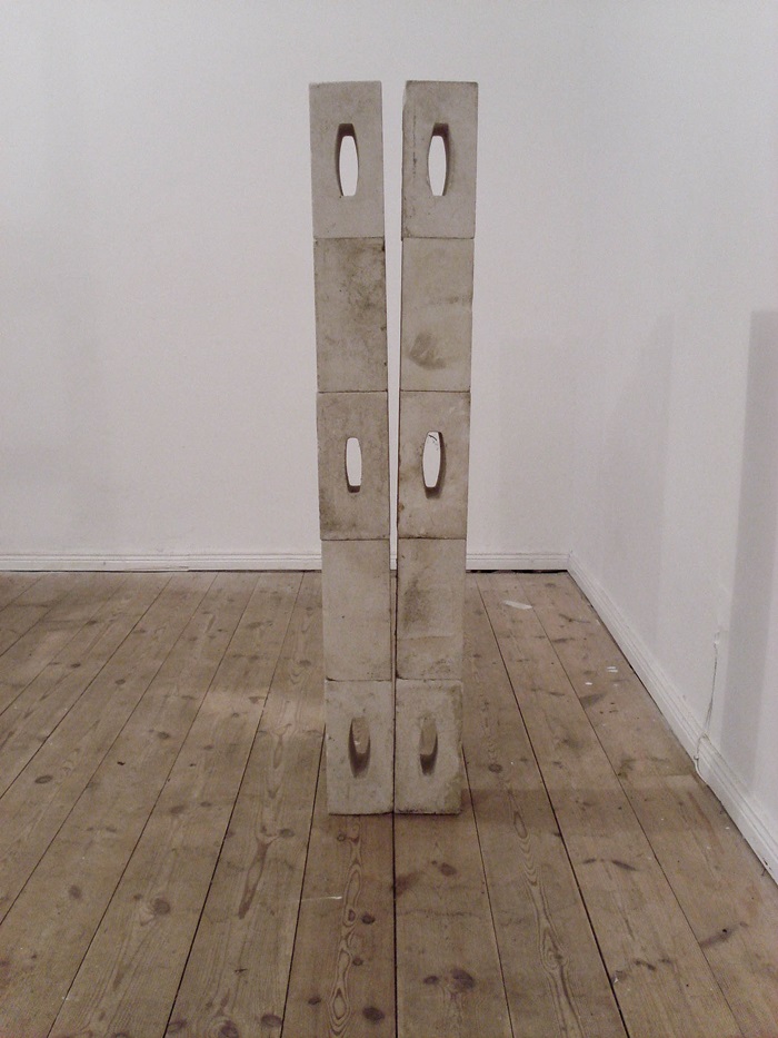Installation/Improvisationen-Berlin, 2009, Beton, 100cm 